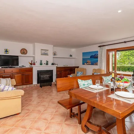 Willa Colonya Jaume-3 Bedrooms, Private Pool Near